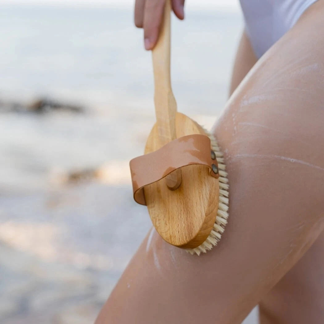 Croll & Denecke Long Handle Beech Wood Bath Brush with Removable Head