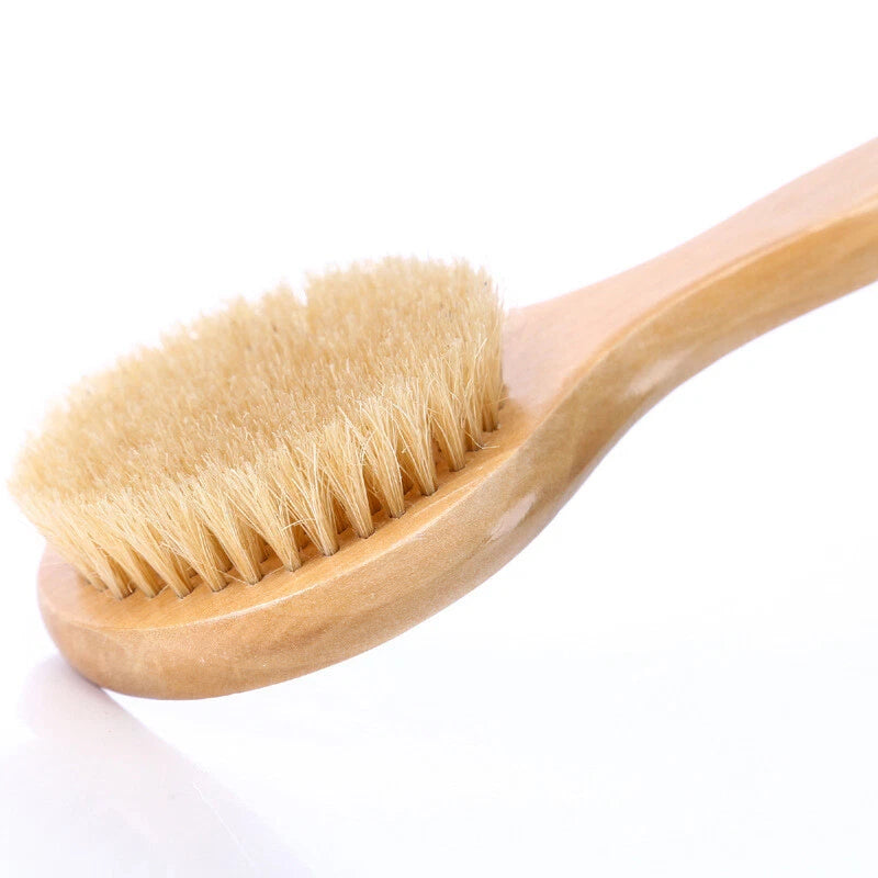 Natural wood bath brush with bristles