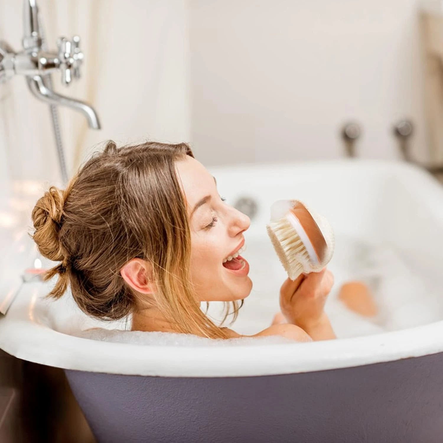 Bath Brushes with Soft and Natural Bristles Antiskid Wooden Long Handle Showe...