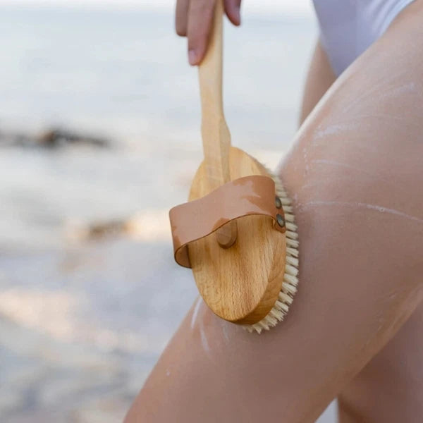 Croll & Denecke Long Handle Beech Wood Bath Brush with Removable Head